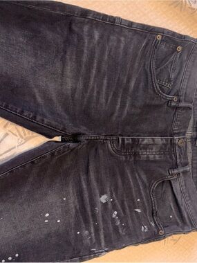 Purple Brand mMen's Black Jean Shorts with Paint-Splatter Detail